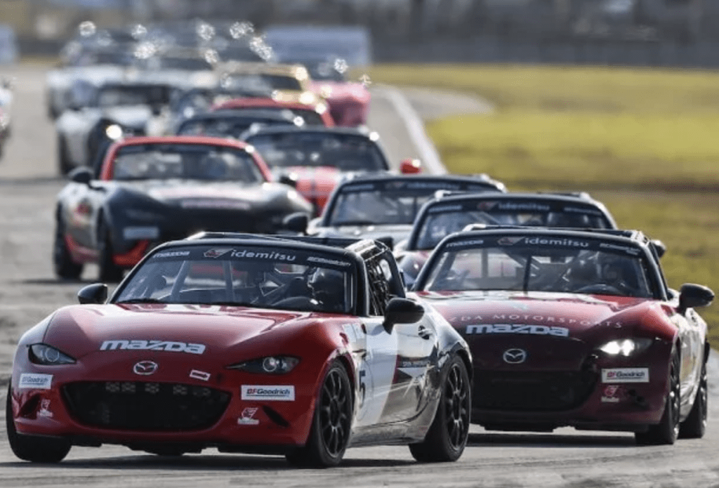 iRacing Mazda MX-5 Mount Panorama